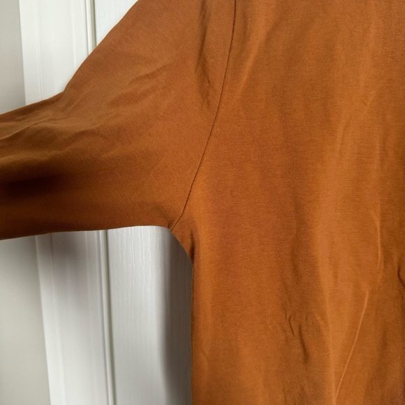 Tradlands Monty turtleneck in sienna color size M - Picture 8 of 13